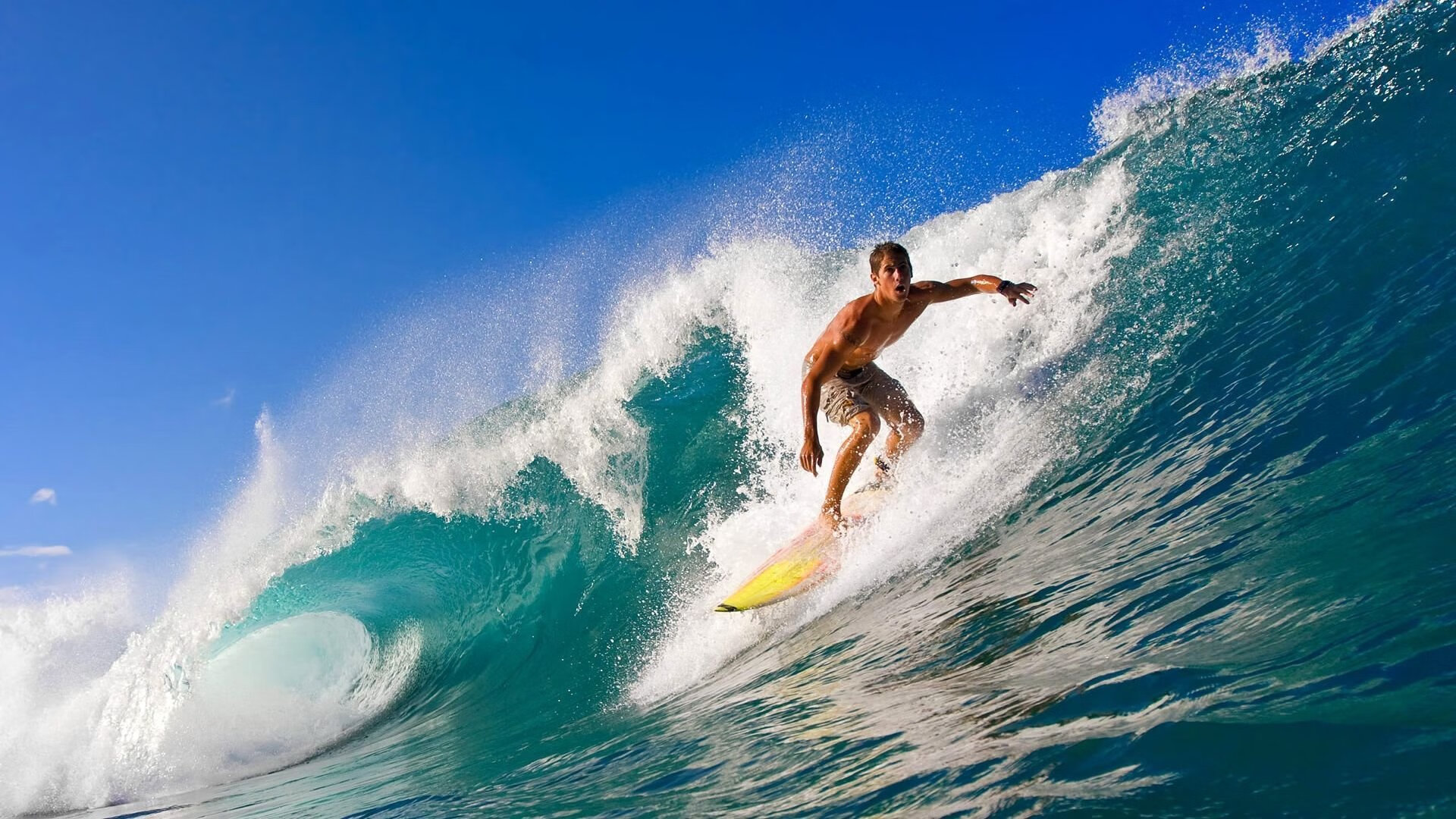 爵士勇猛表现,米切尔多次投中“全场最佳”三分!,爵士队米切尔伤势